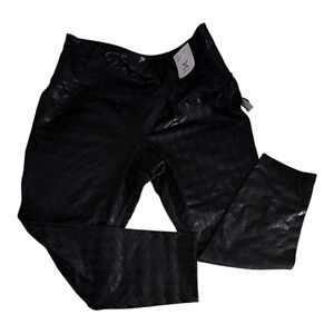 Ladies black leggings size 7/8